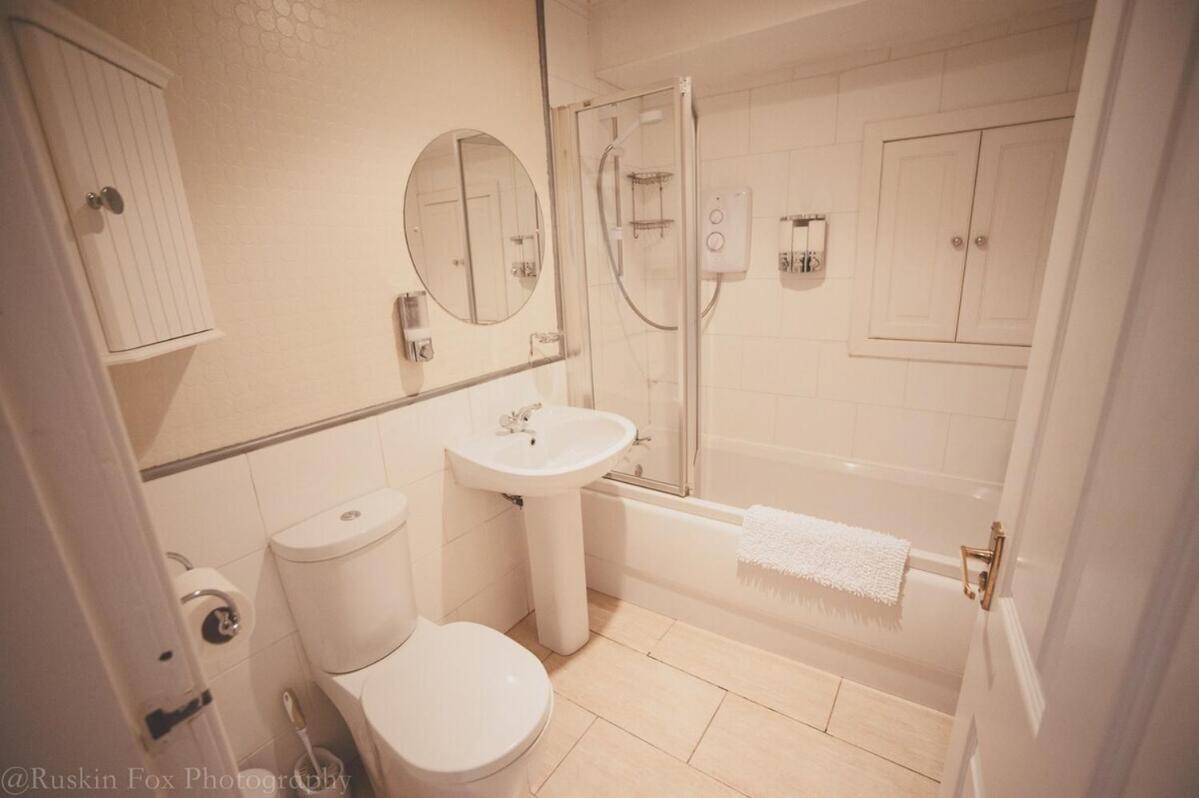 Stylish And Spacious Two Bed In Aberdeen'S West End Bagian luar foto